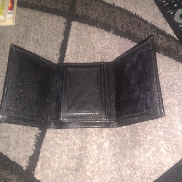 Wallet - Picture 4 of 4